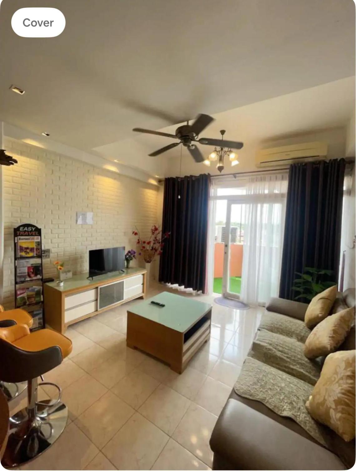 Riverbank Suites Waterfront กูชิง ภายนอก รูปภาพ