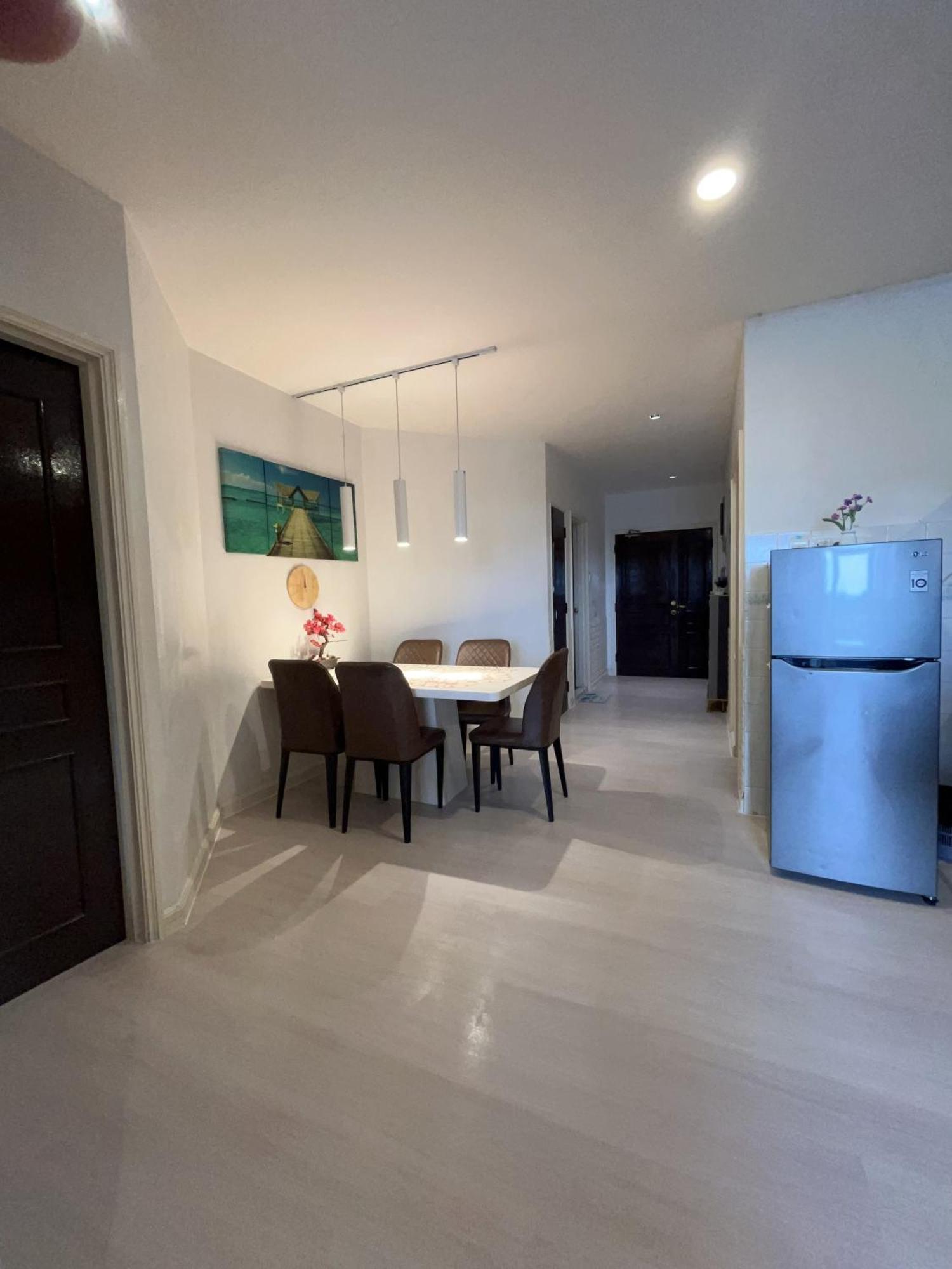 Riverbank Suites Waterfront กูชิง ภายนอก รูปภาพ